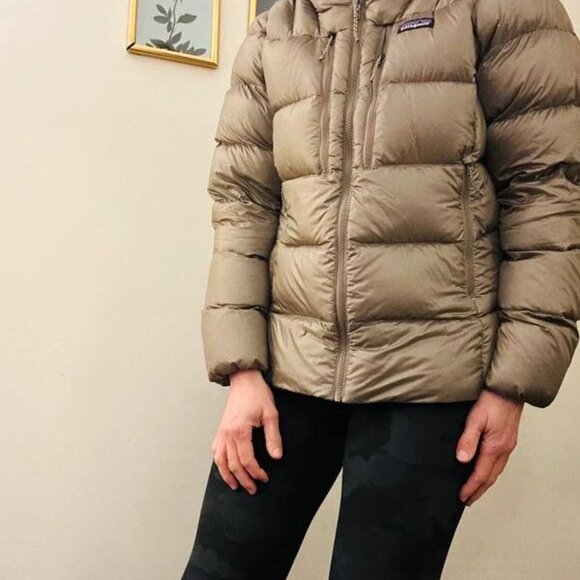 Patagonia Fitz Roy Down Hoody Women’s Jacket Beige Size M (UK 12-14) - Picture 8 of 9